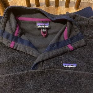 Patagonia pullover sweater / jacket - button top - with pockets - Medium